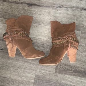 Naughty monkey brown heel booties